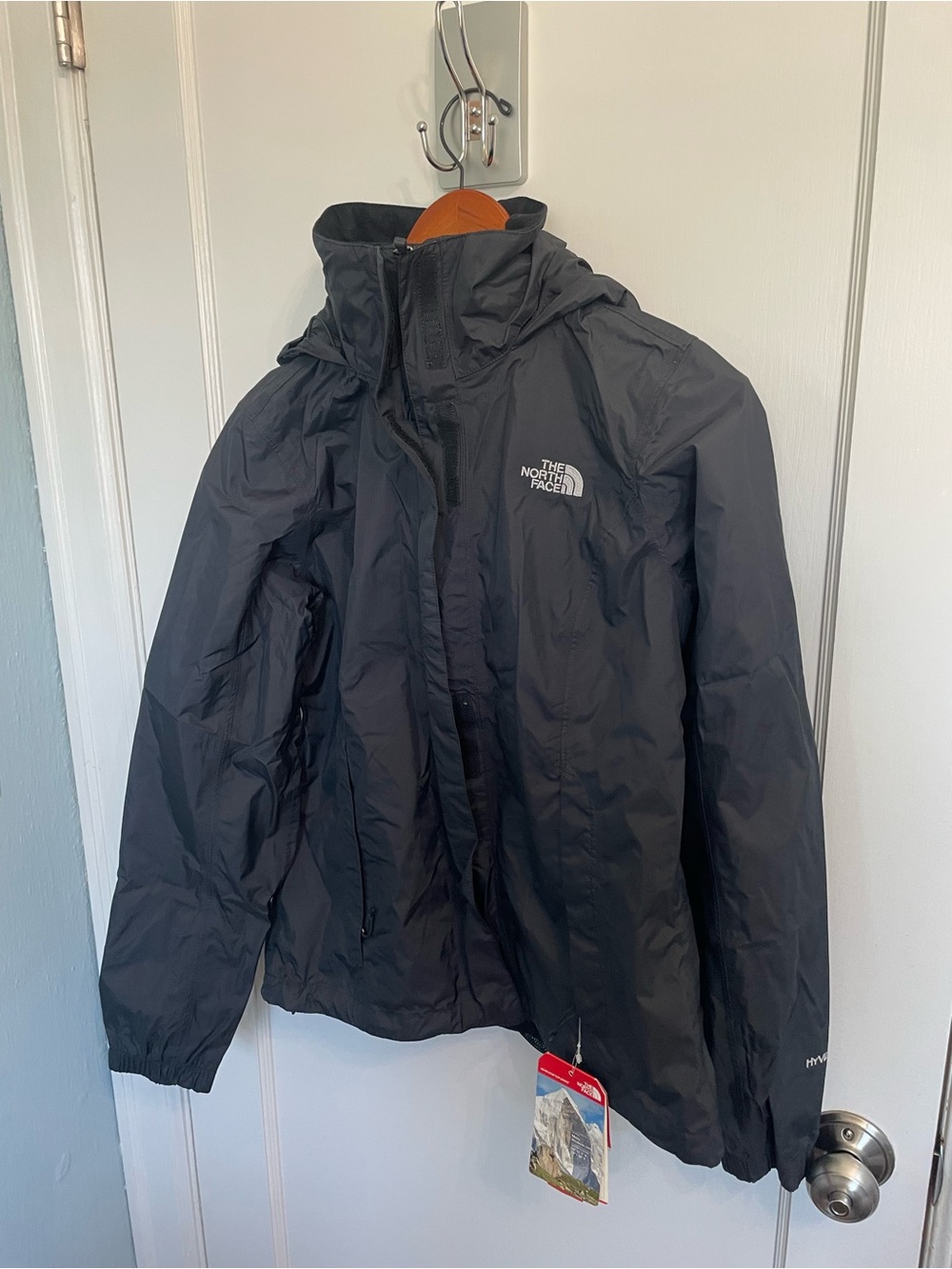 NWT The North Face Resolve Jacket Women's Small Black HyVent Rain